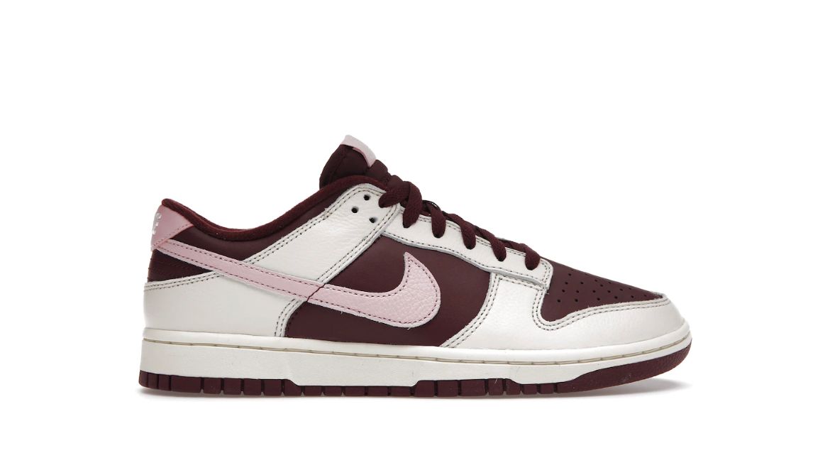 Nike Dunk Low Valentine's Day 2023